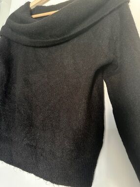 Black Off-Shoulder Women’s Sweater